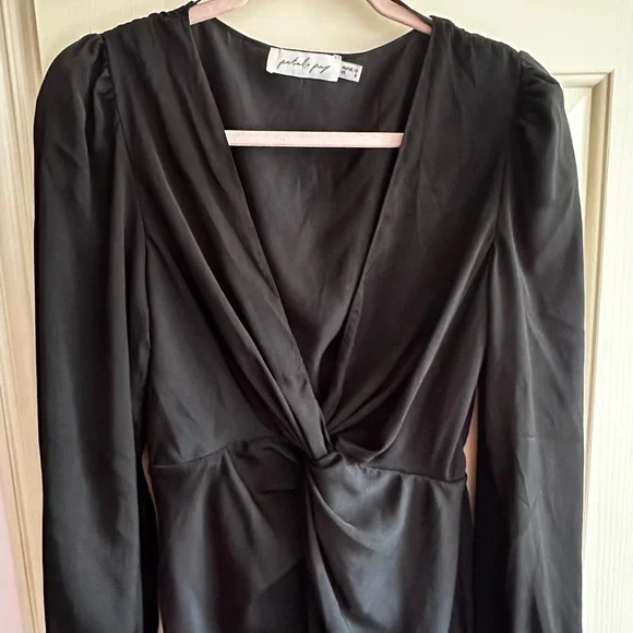 Petal & Pup Black Long Sleeve Dress - Picture 5 of 6